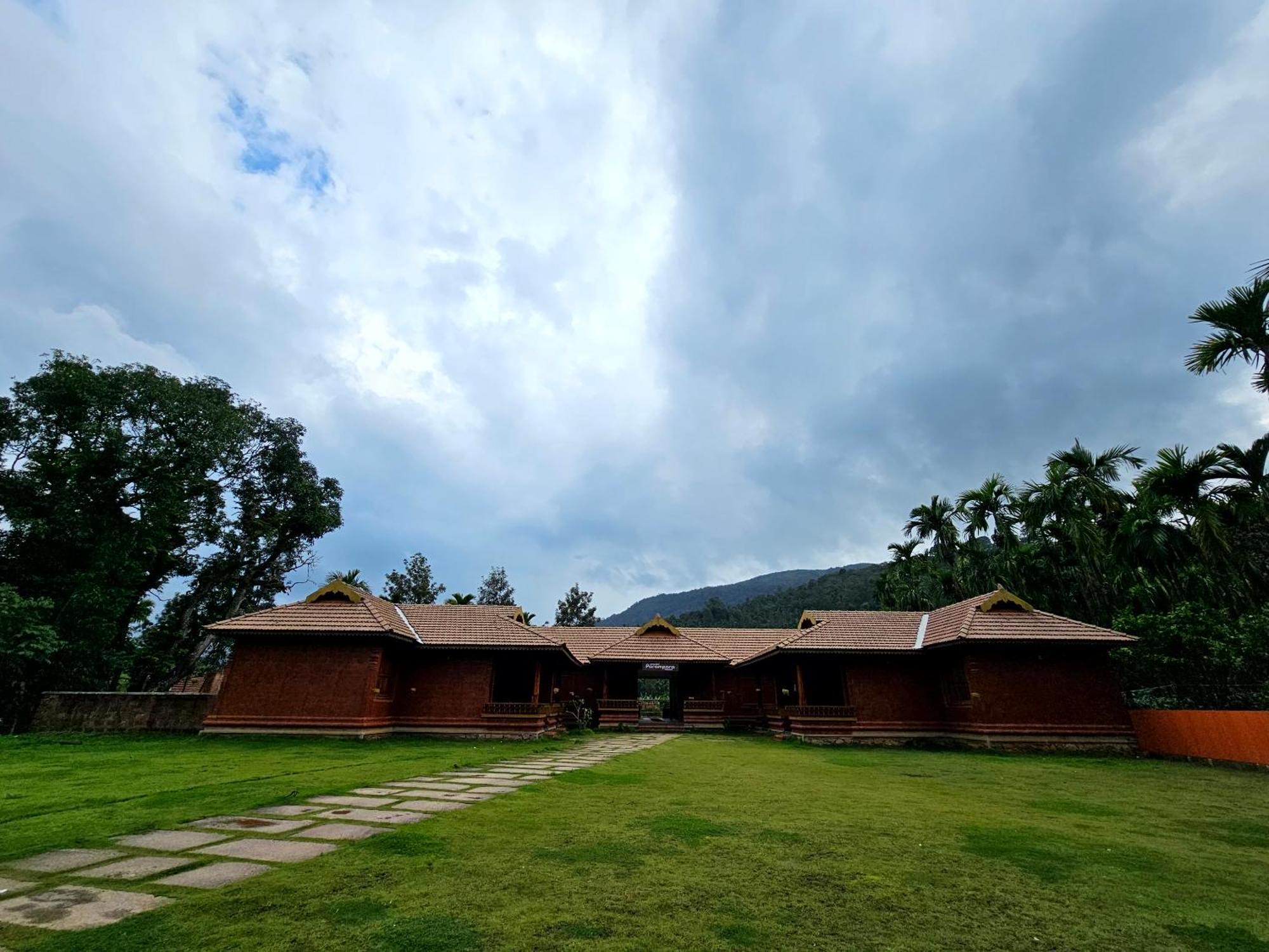 Parampara Resort Chikmagalur Kalasa Dış mekan fotoğraf